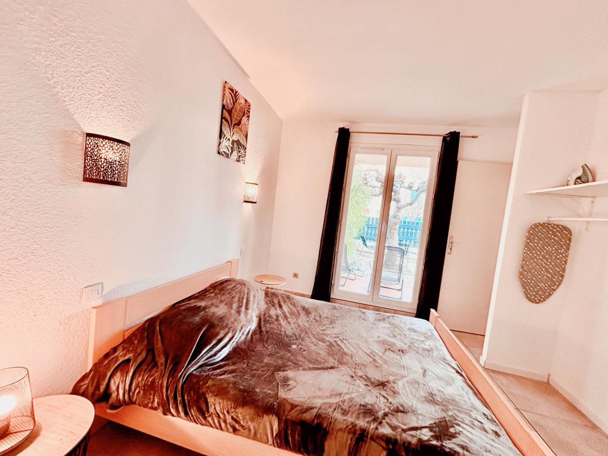 Apartment Calme Avec Jardin Privatif - 3 -